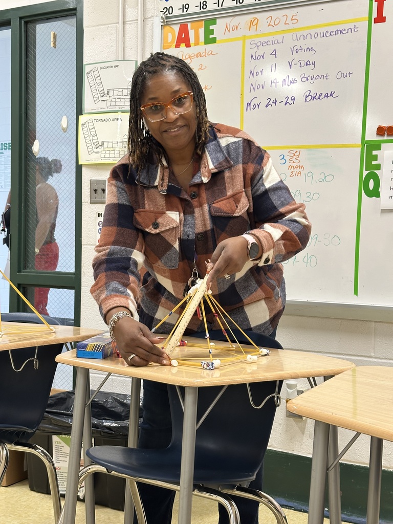 Students used spaghetti and marshmallows to design and build towers—testing how one variable proportionally affects another while applying evidence from the text to guide their decisions. The room was filled with collaboration, problem-solving, and lots of creative engineering!
