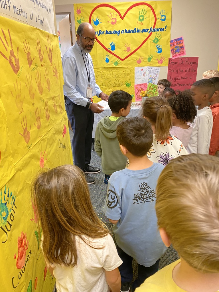 Students thanking Dr. hogans