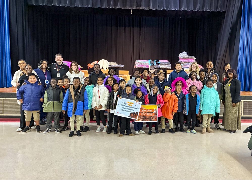 Students at SP Livingston receive free winter coats