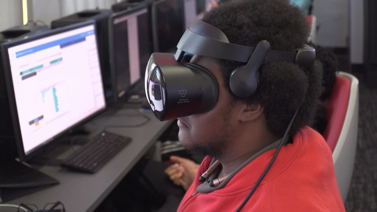 Student wearing Virtual Reality headset
