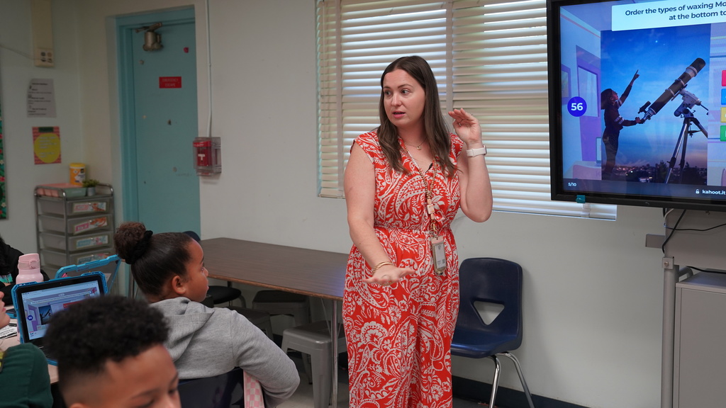 Sarah Quinlan Teaching