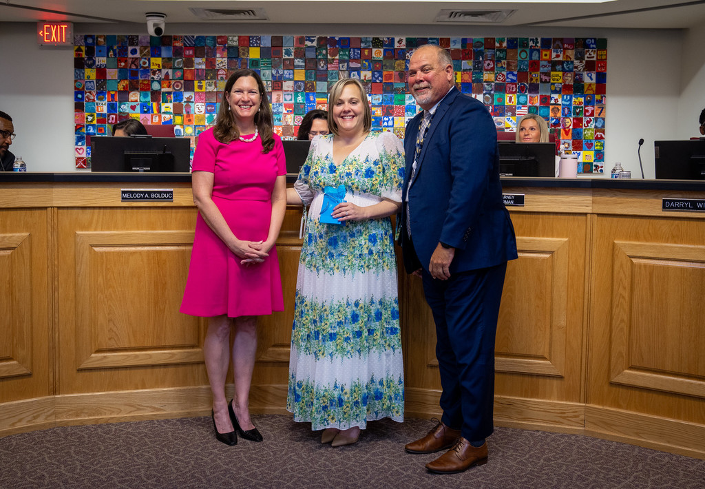 Englewood Elementary Principal Hope Teper Honored as JA 2025 Educator of the Year