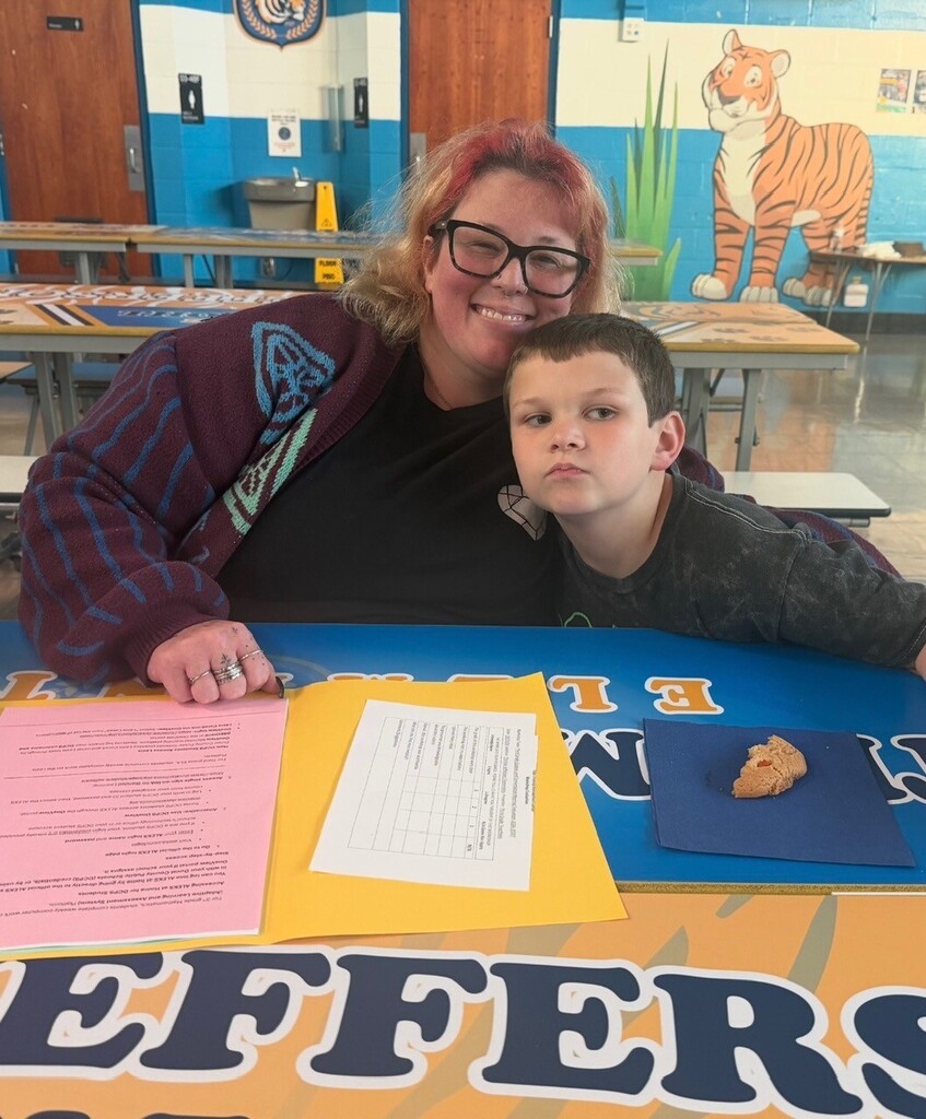 Image of family at Cookies and Conversaions