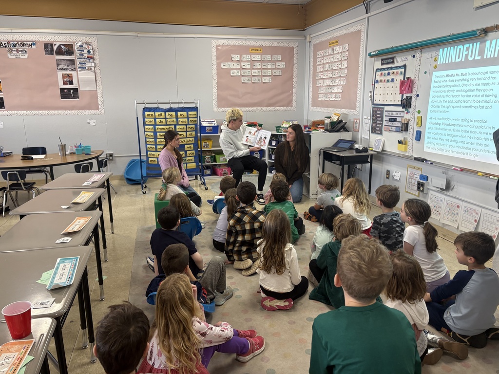 DHS students reading to Chandler students