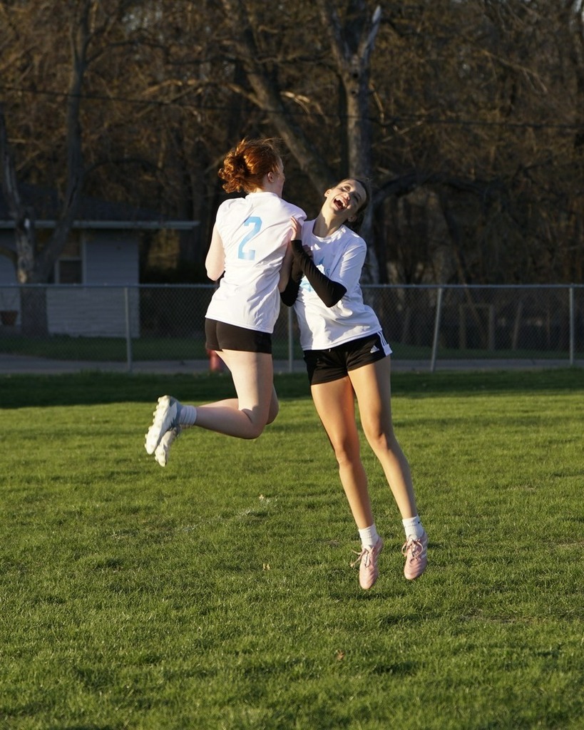 girls jumping