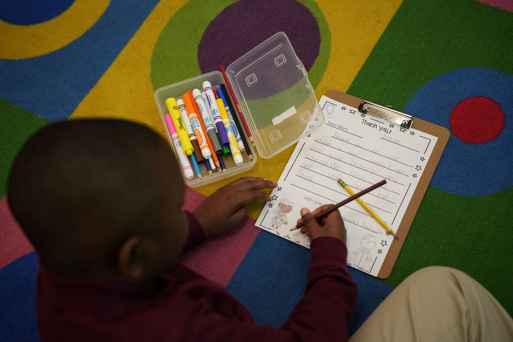 veterans day students