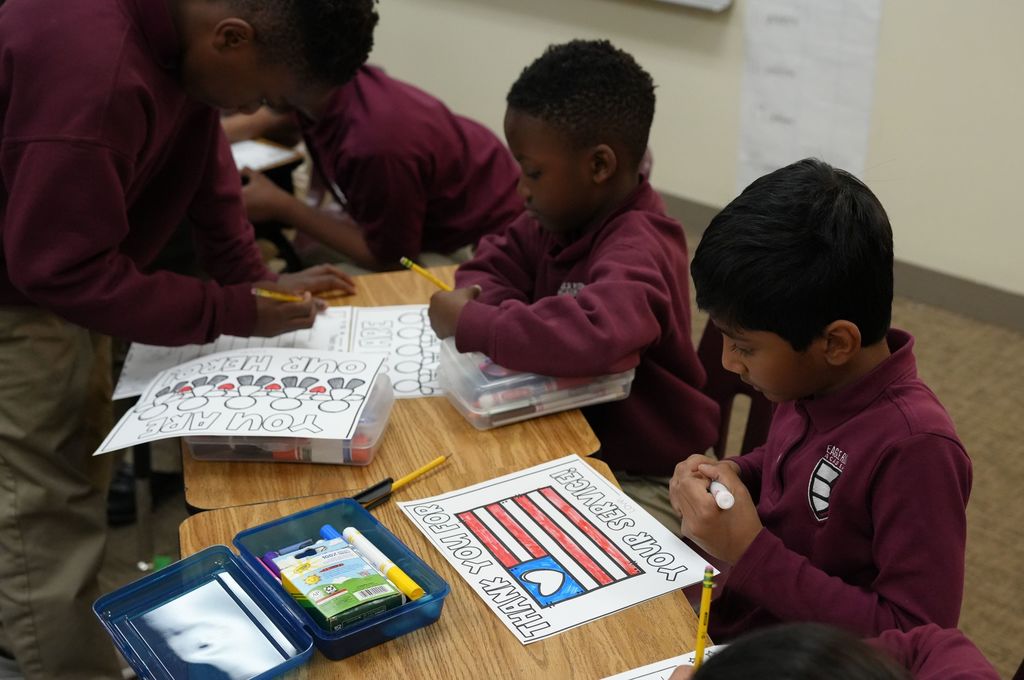 veterans day students