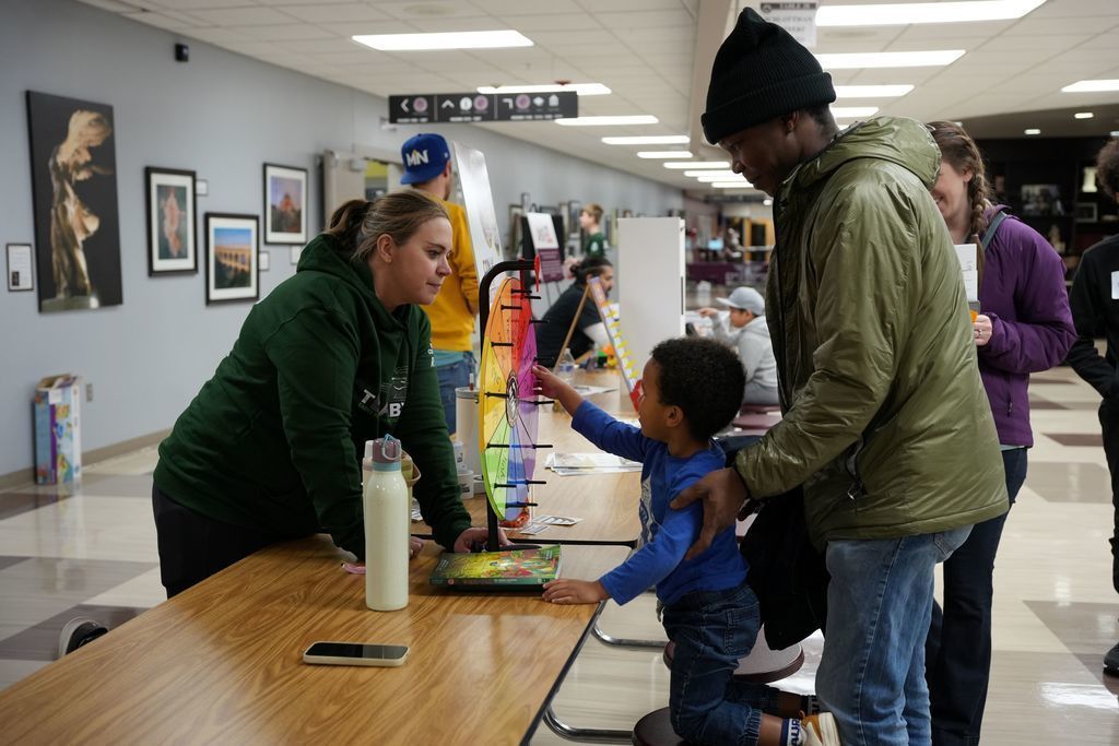 child spinning wheel