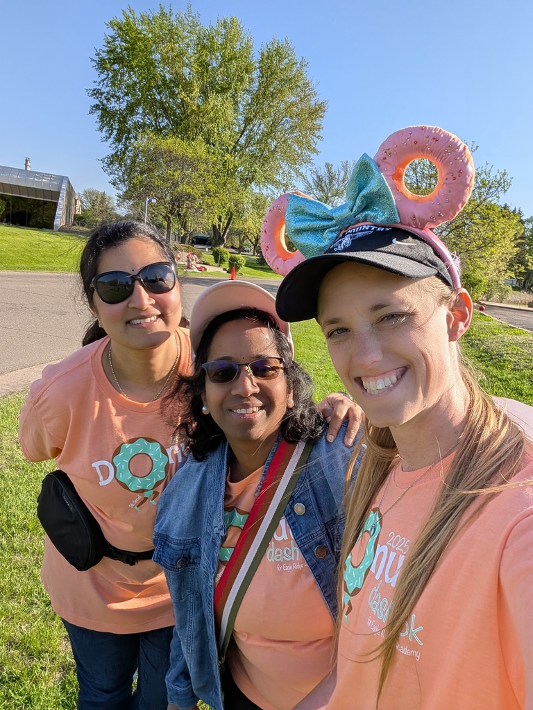 staff at donut dash