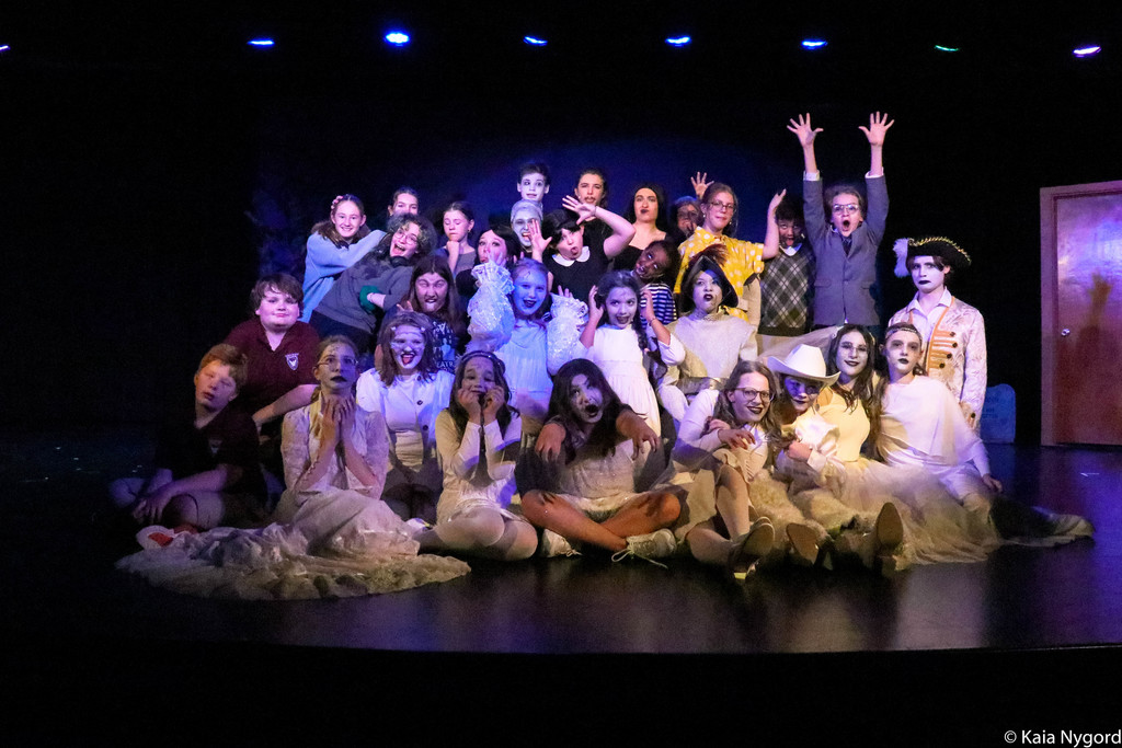 addams family cast photo