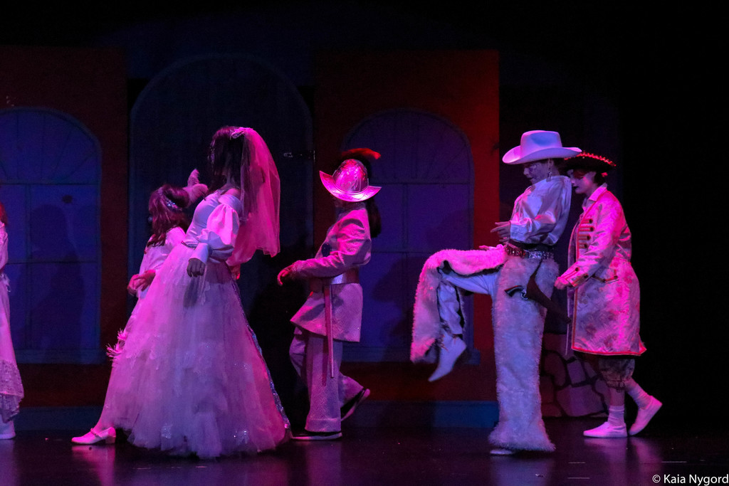 addams family cast photo