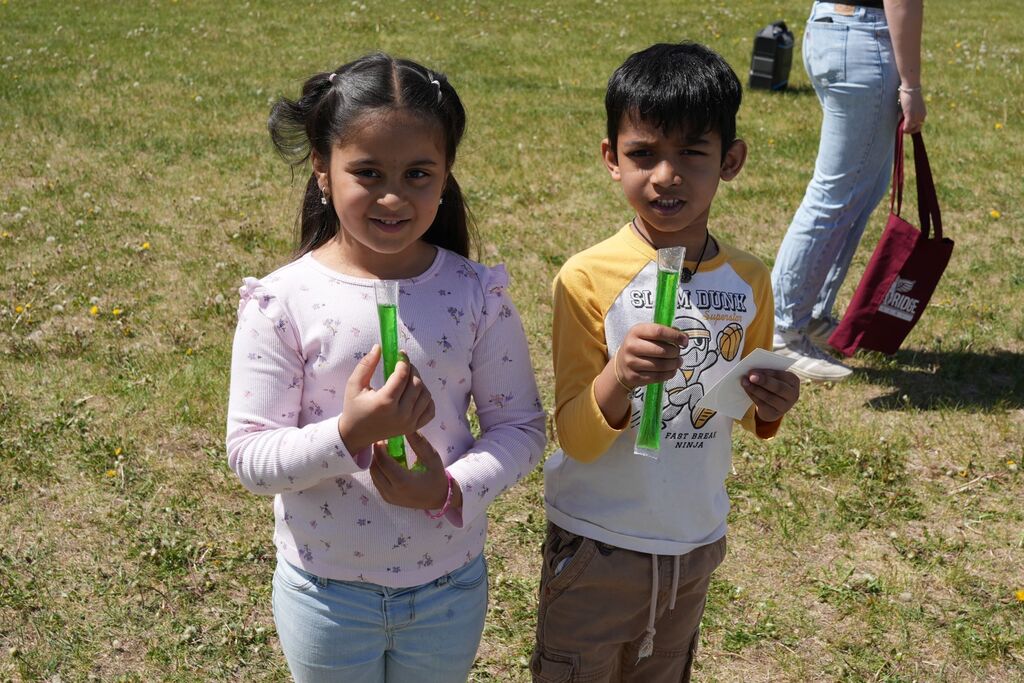 students with popsicles