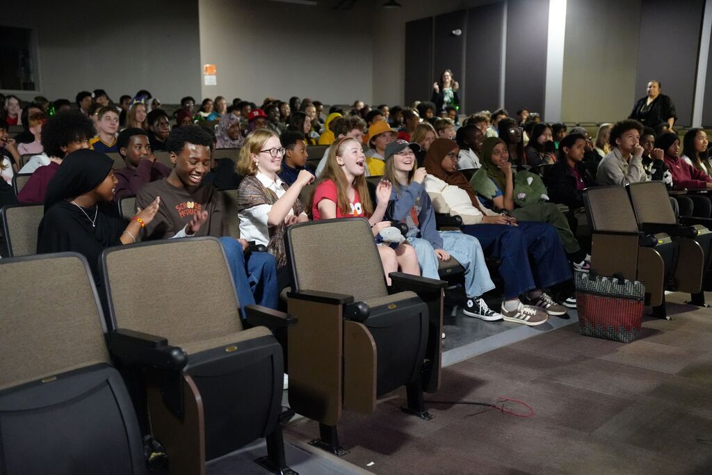 students cheering