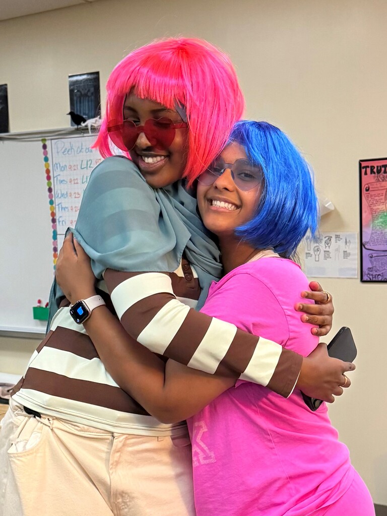 girls in wigs