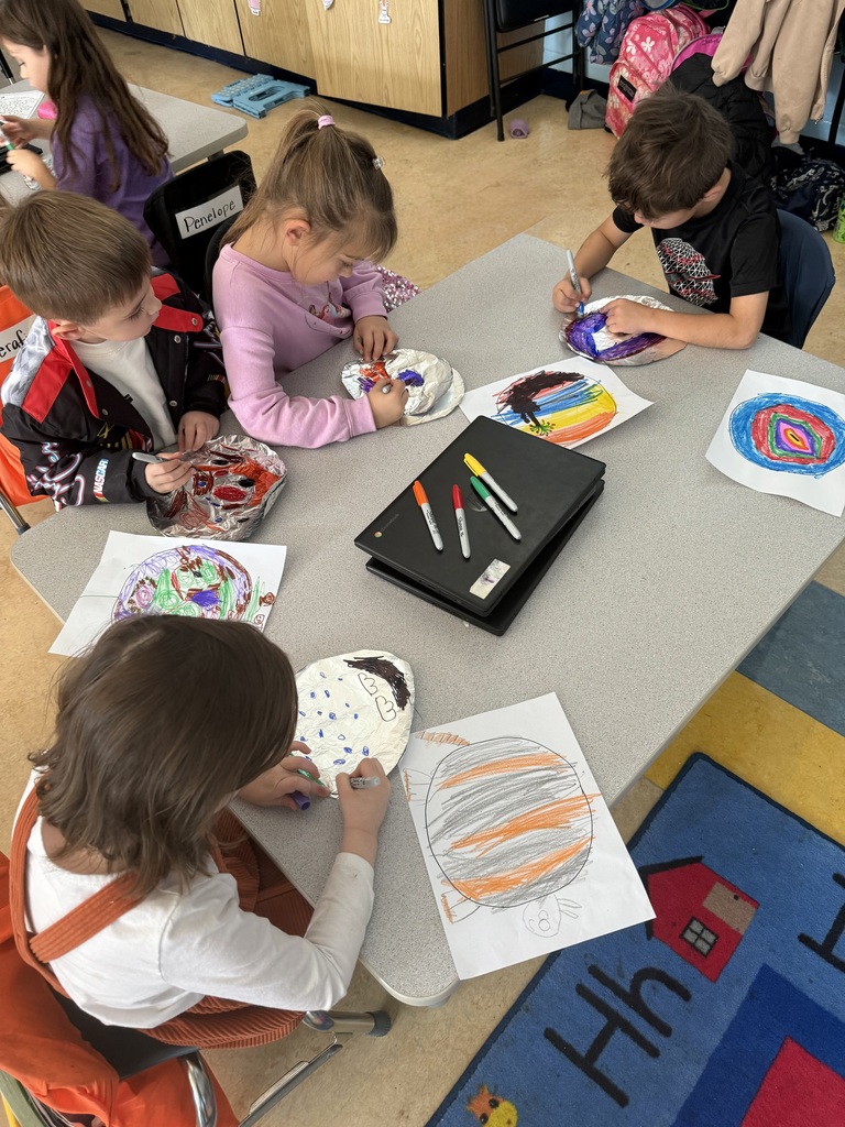 Balloons over Broadway in Kindergarten