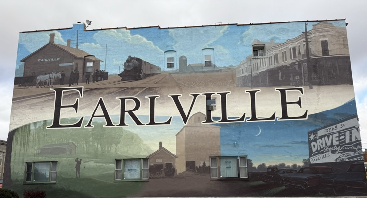 Earlville 
