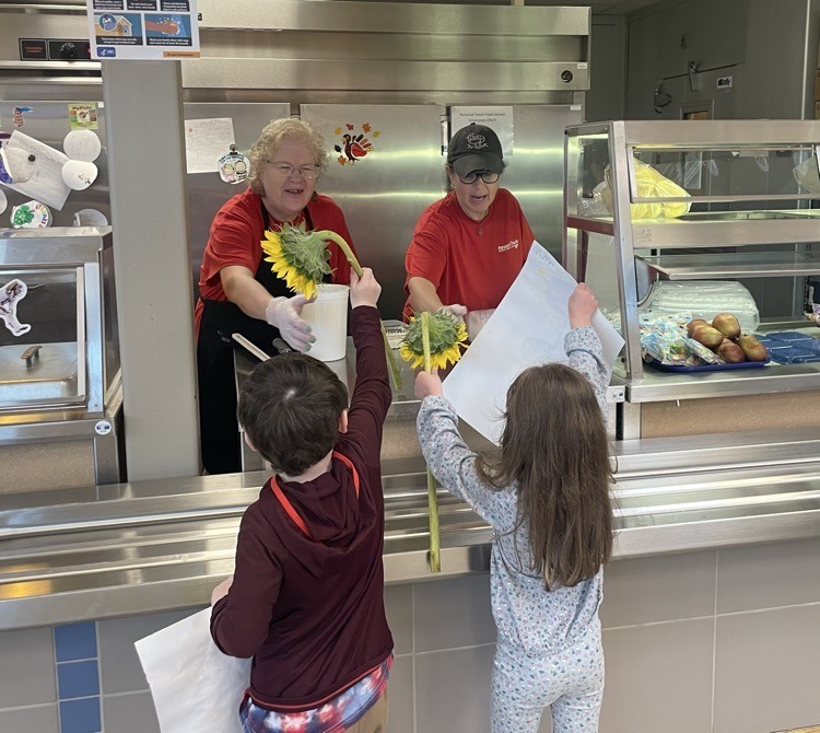 lunch workers