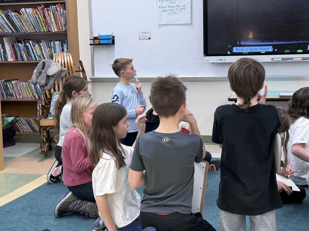 students playing jeaopardy