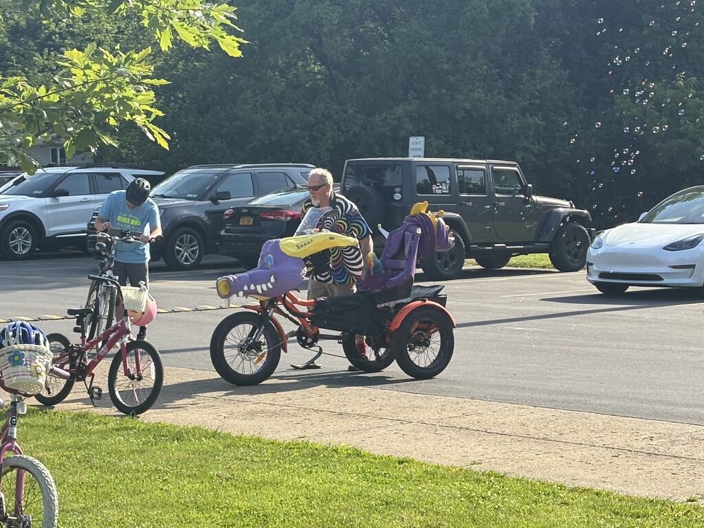 the bike bus