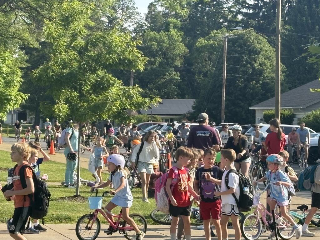 the bike bus