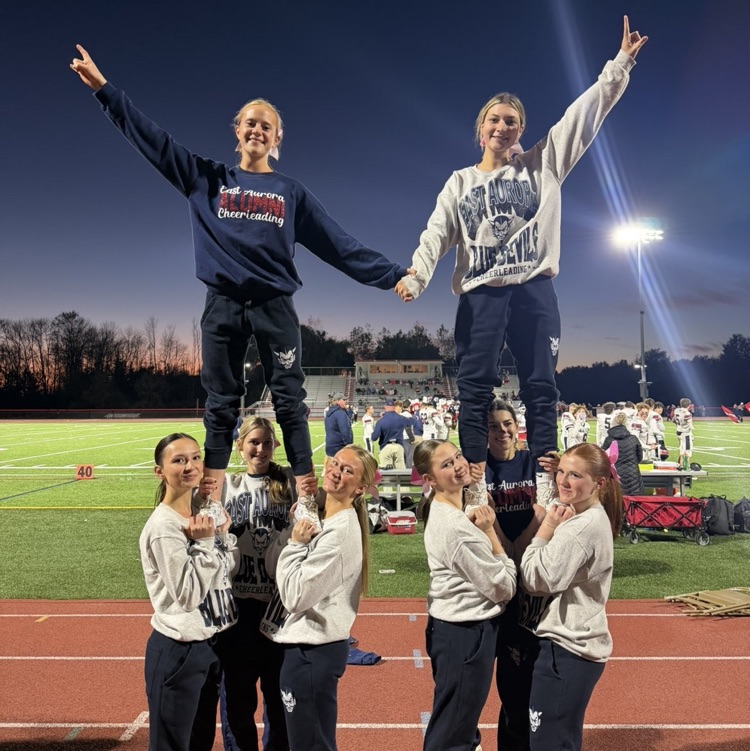 Varsity East Aurora Cheerleaders! ❤️💙