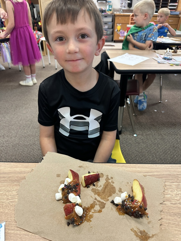  Apple day 