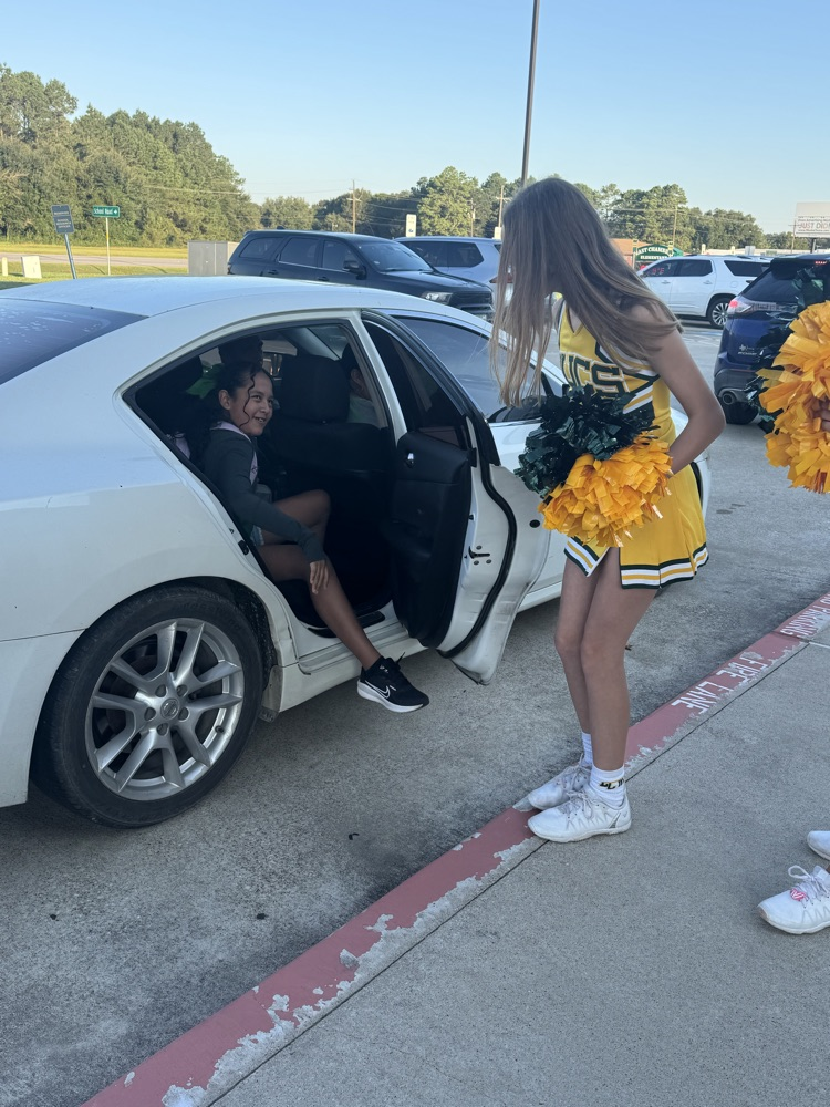 ECJH Cheerleaders greeting our Elementary Students