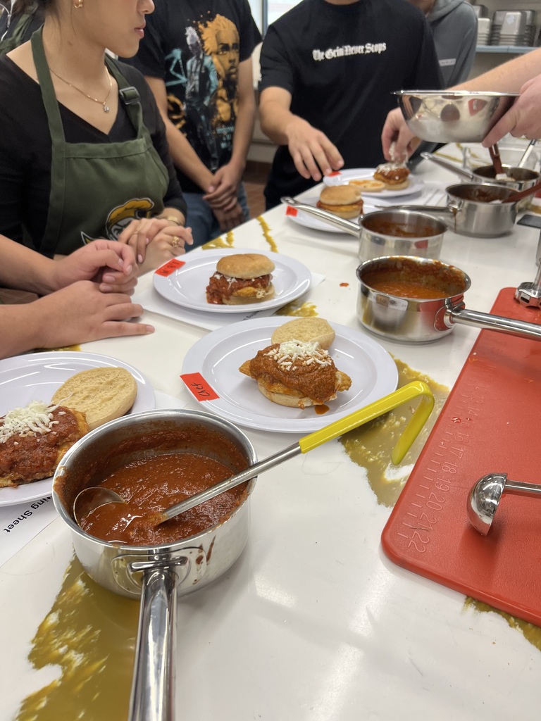 culinary picture of chicken parmesan