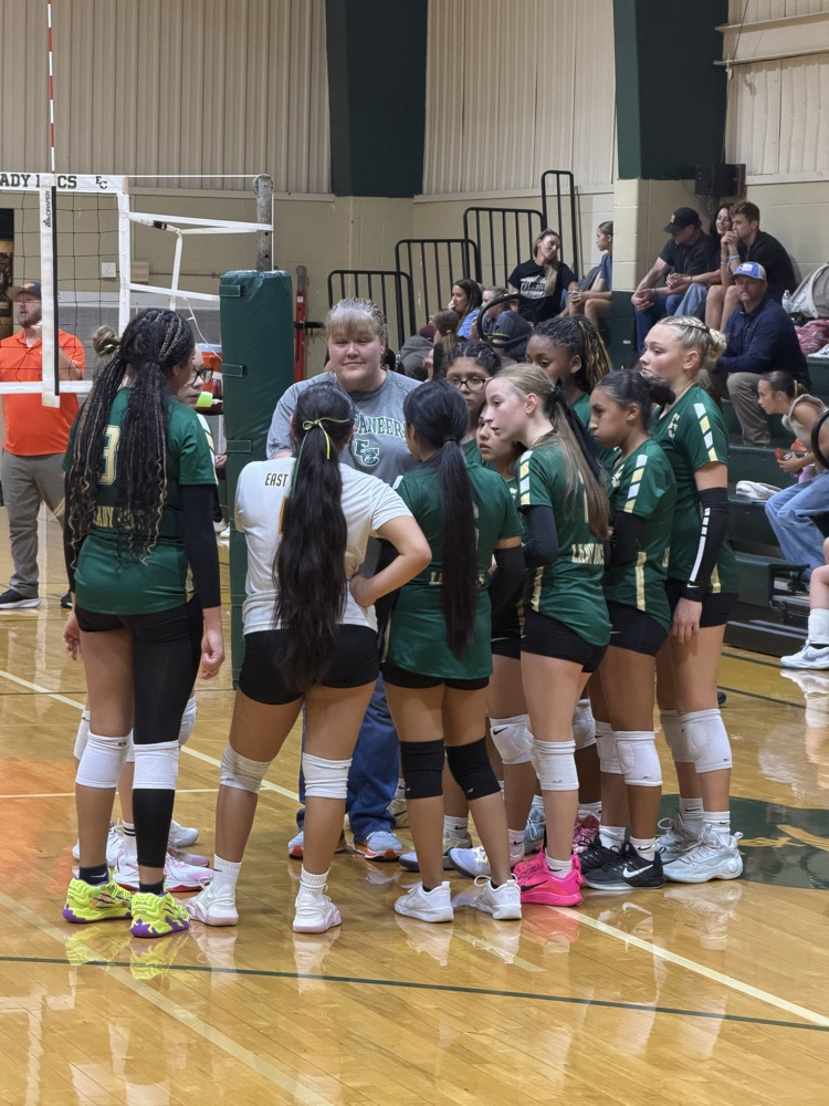 volleyball game against Warren