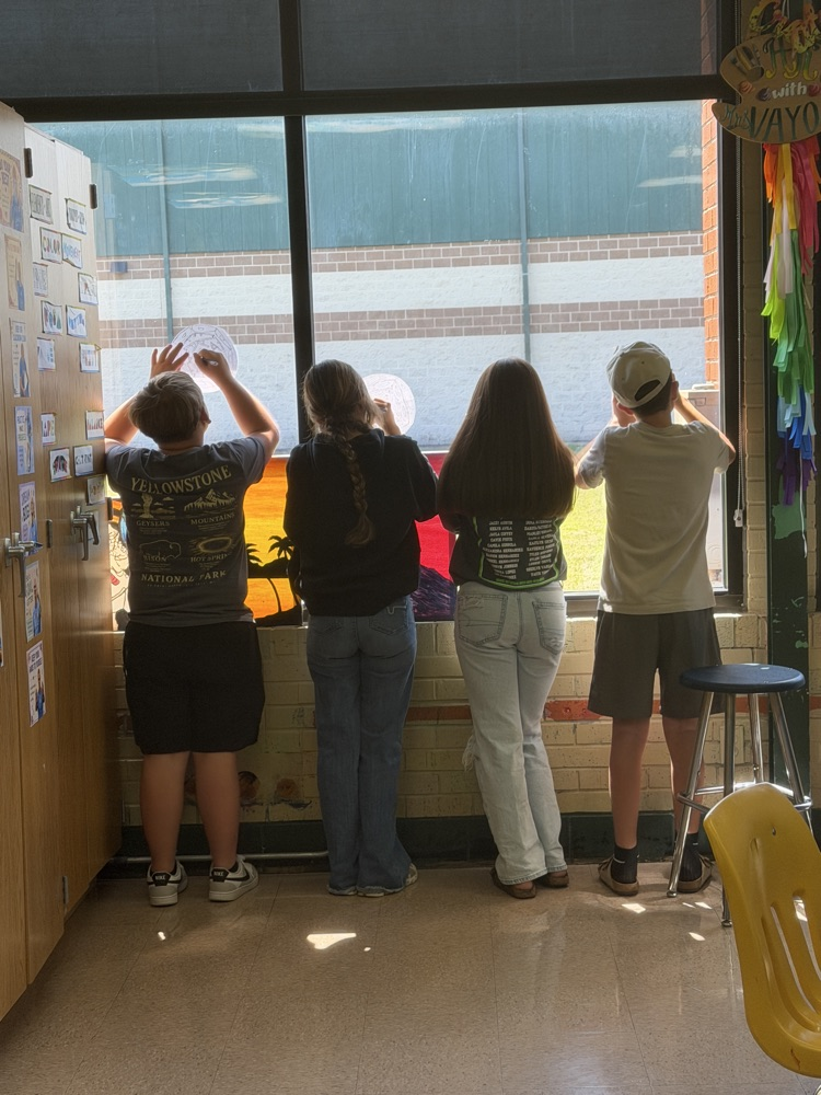 Art Students learning a technique