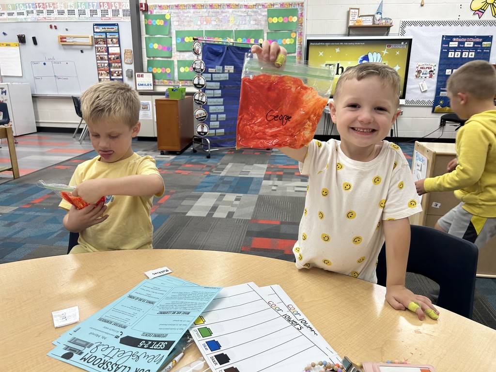Proud to show off color mixing!