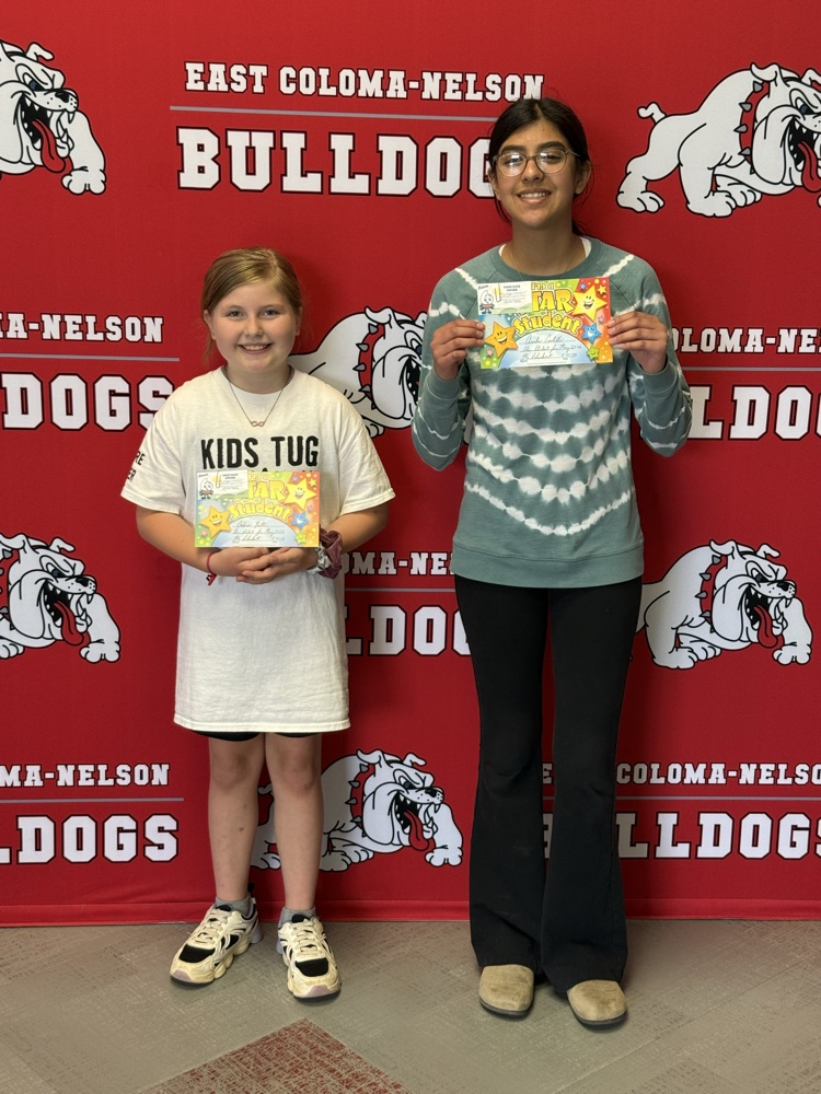 Aubree Nutt (4th) and Aviela Castillo (7th)