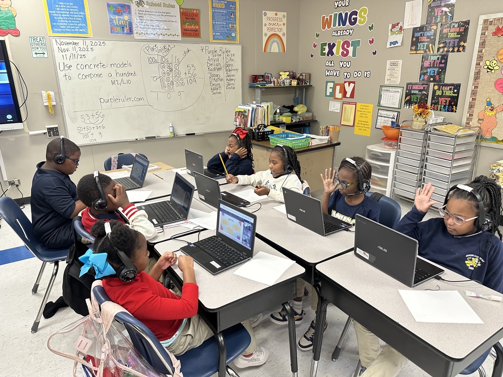 Students participating in virtual tutoring.