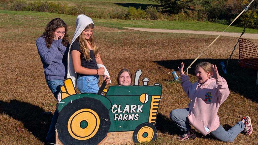 Grade 7 - Field Trip to Clark Farms