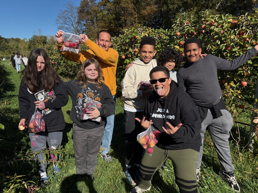 Grade 7 - Field Trip to Clark Farms