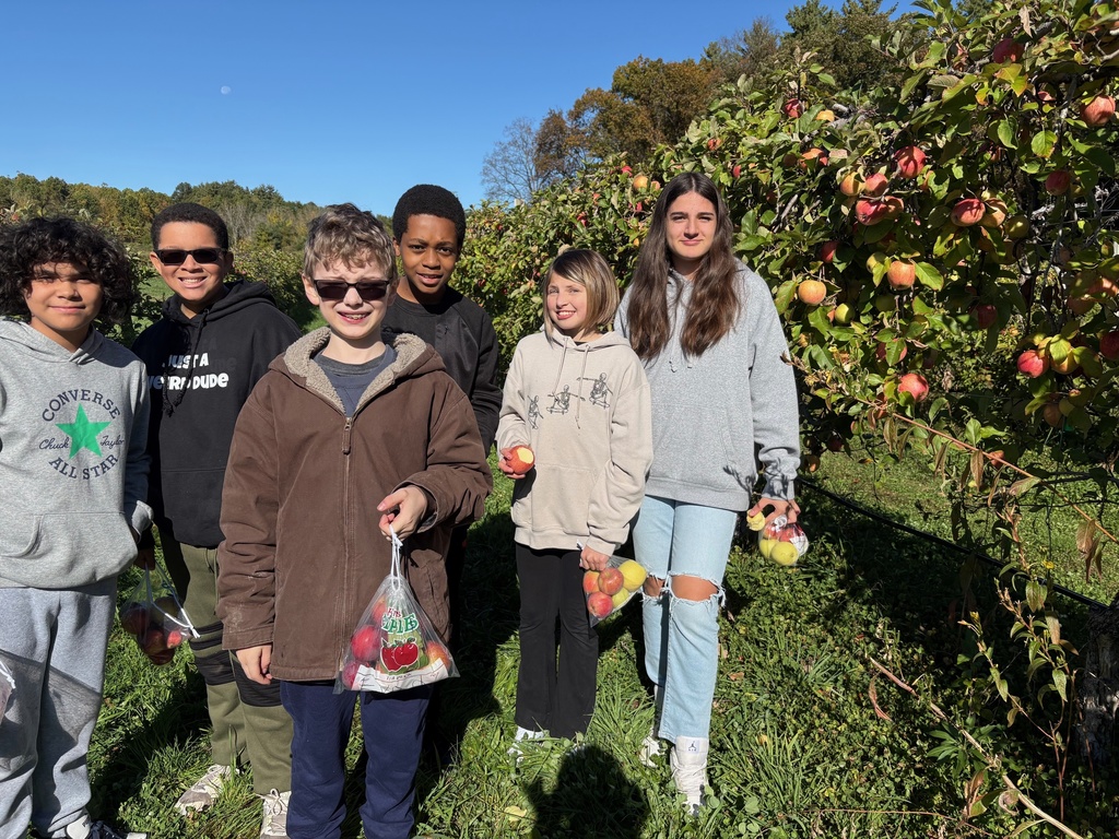 Grade 7 - Field Trip to Clark Farms