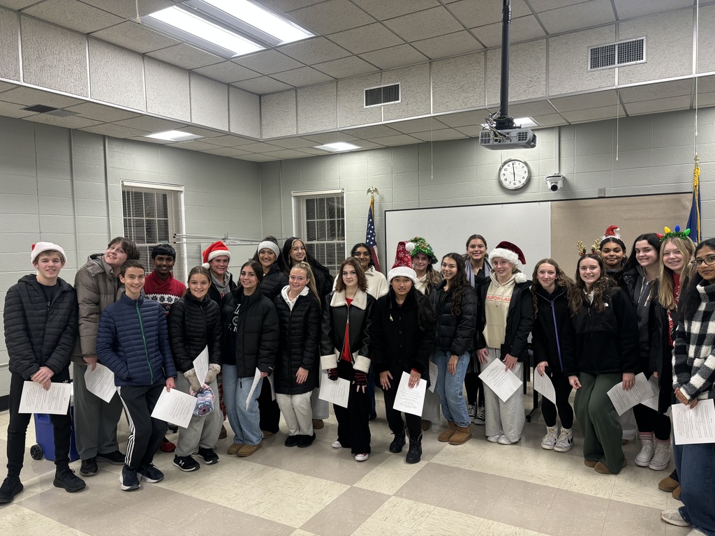 Members of the HS Chorus performed at the towns annual tree lighting last night. They performed “Have yourself a merry little Christmas” and led attendees in carols. It was a fun night!