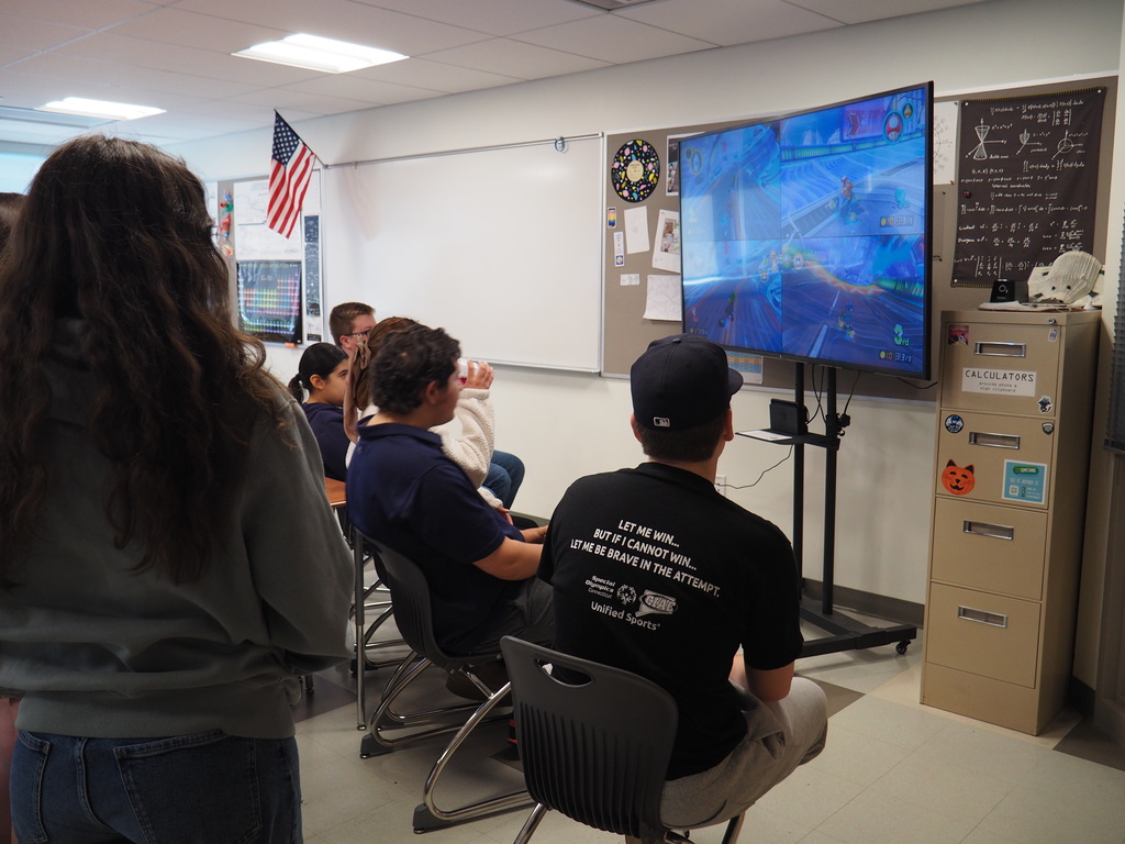 Wellness session: Super Mario Cart playing