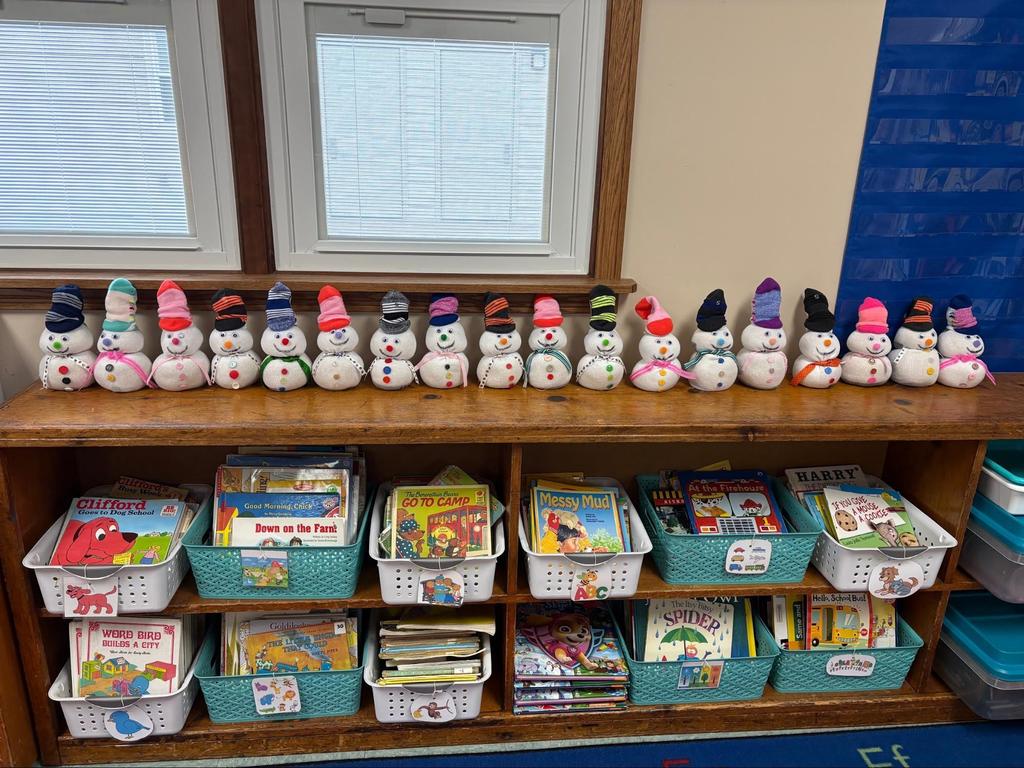 Snowmen created by Flat Ridge Elementary kindergarteners