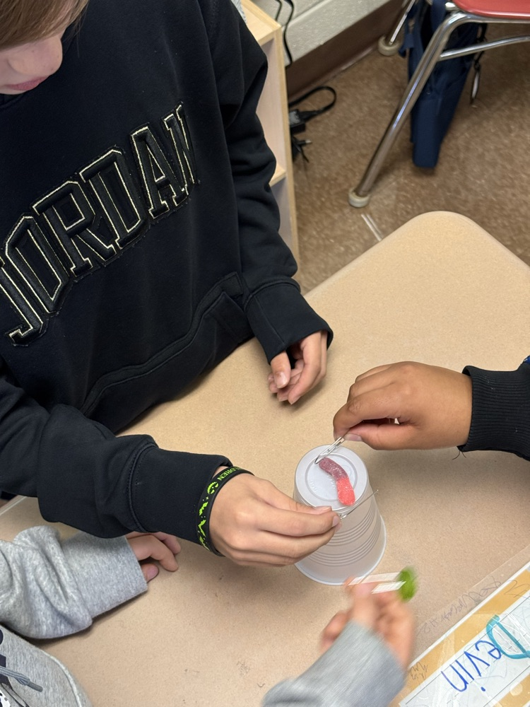 kids in a collaborative activity