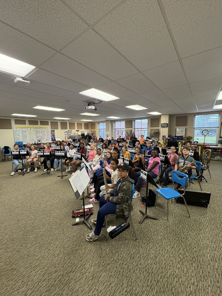 Class prepares for a band lesson