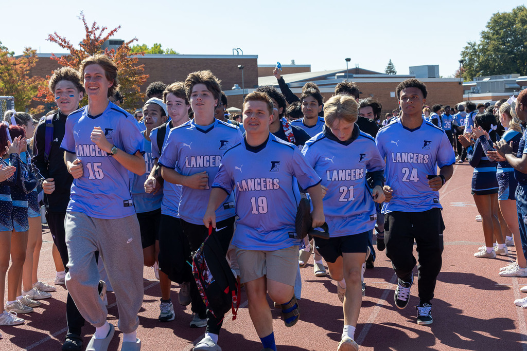 students participating in homecoming pep rally
