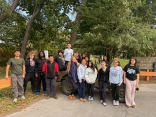 students at Helmer Nature Center