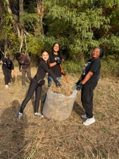 students at Helmer Nature Center