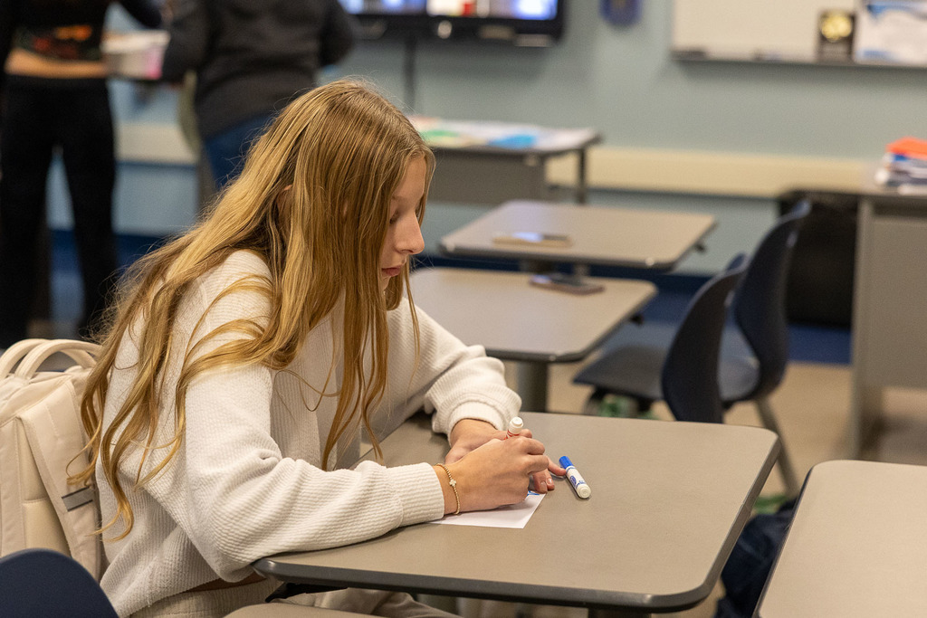 Students making Veterans Day cards