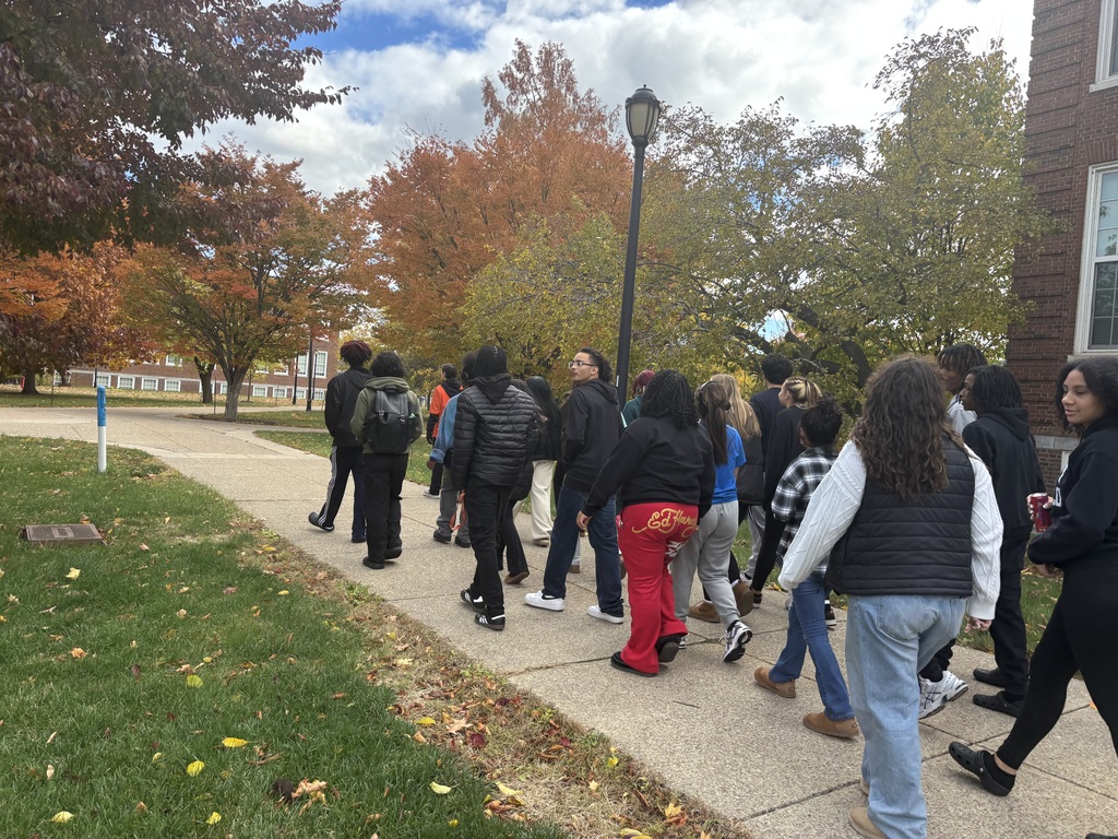 Students visiting Daemen University and Buffalo State