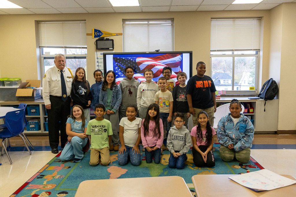Navy Veteran speaking to the class about his time in the Navy