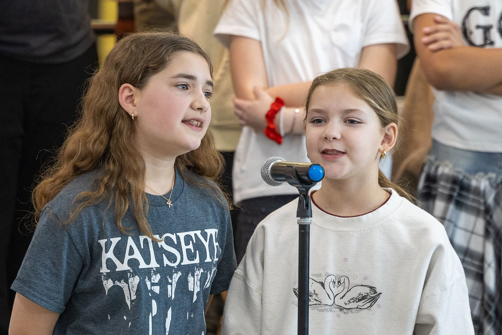 students singing in the chorus