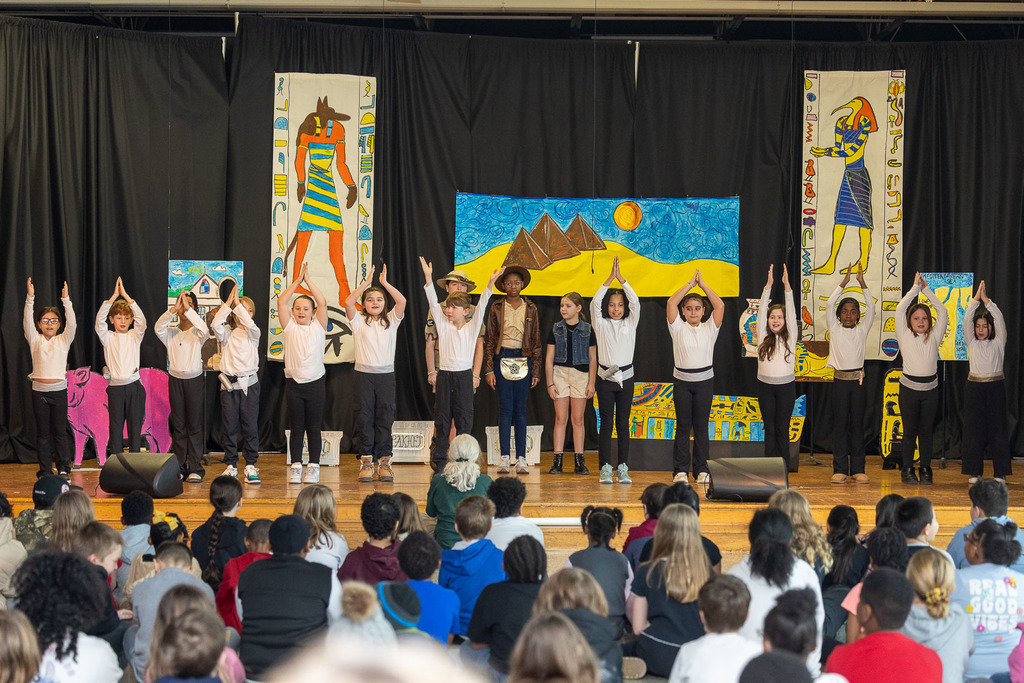 Students performing  in Hapshepsut - Queen of Denial play