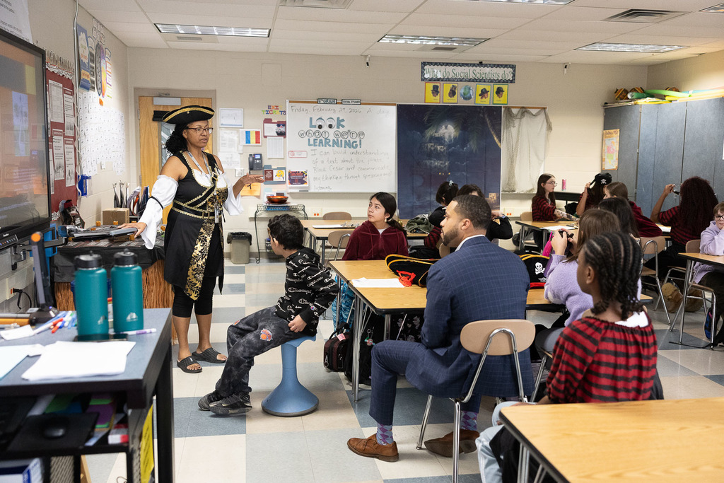 Students dressed as pirated and participating in the classroom lesson